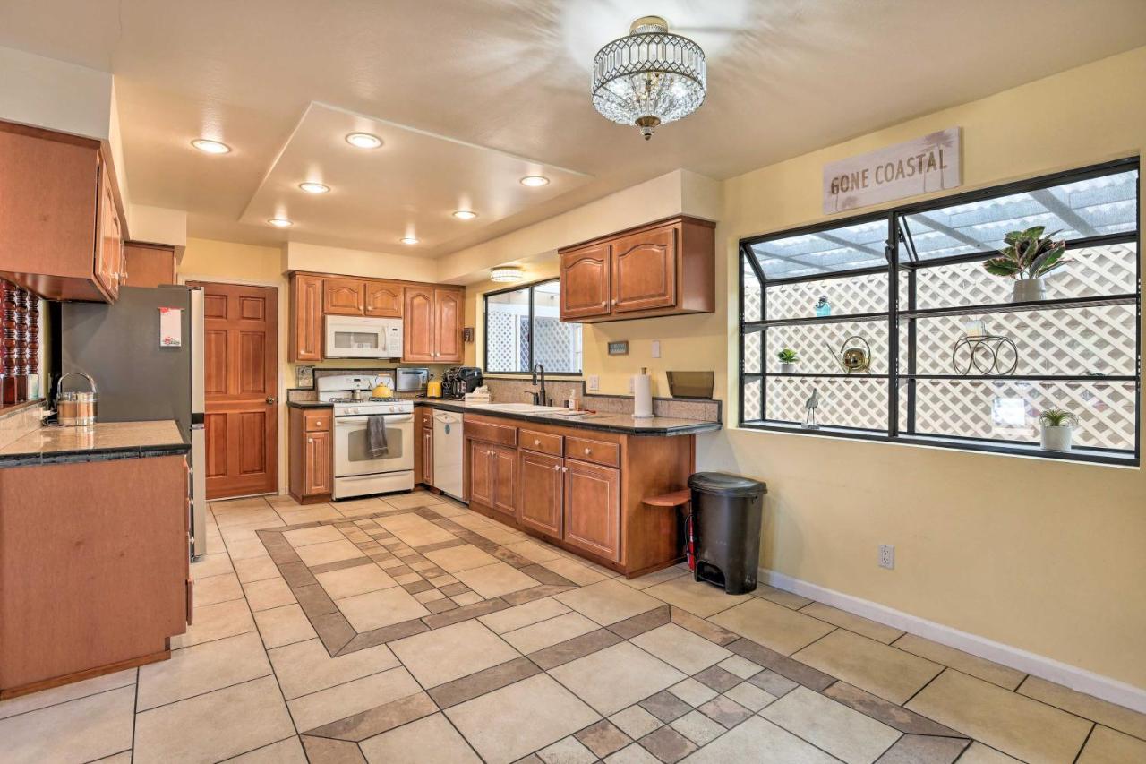 Retro House With Deck And Arroyo Grande View Villa Luaran gambar